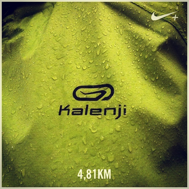 K-way kalenji pluie running rainbow&amp;runlight