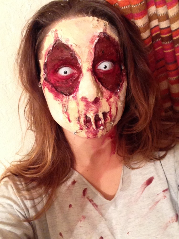 Maquillage halloween visage arraché rainbow&amp;runlight