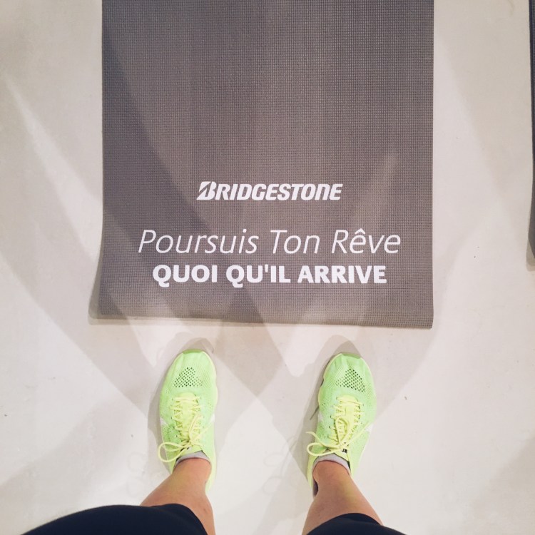 Tapis de yoga bridgestone "poursuis ton rêve quoi qu'il arrive"